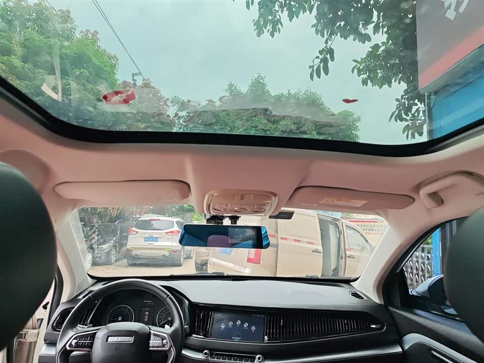Haval H2s
