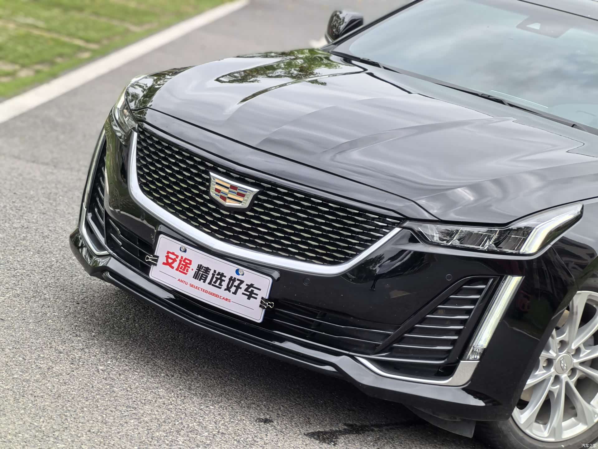 Cadillac CT5, 2022 все фото