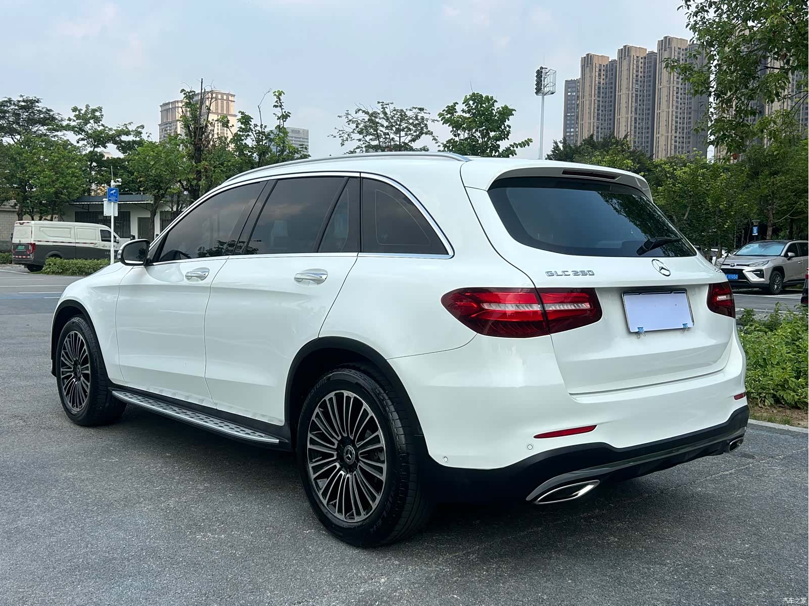 Mercedes-Benz GLC, 2018 14