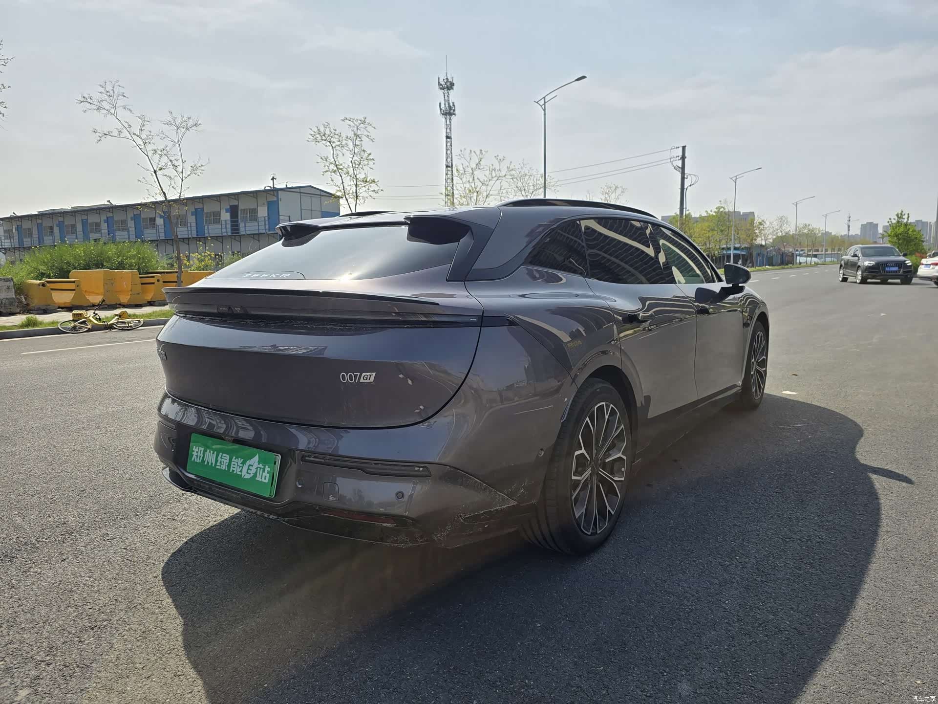 Zeekr 007, 2025 8