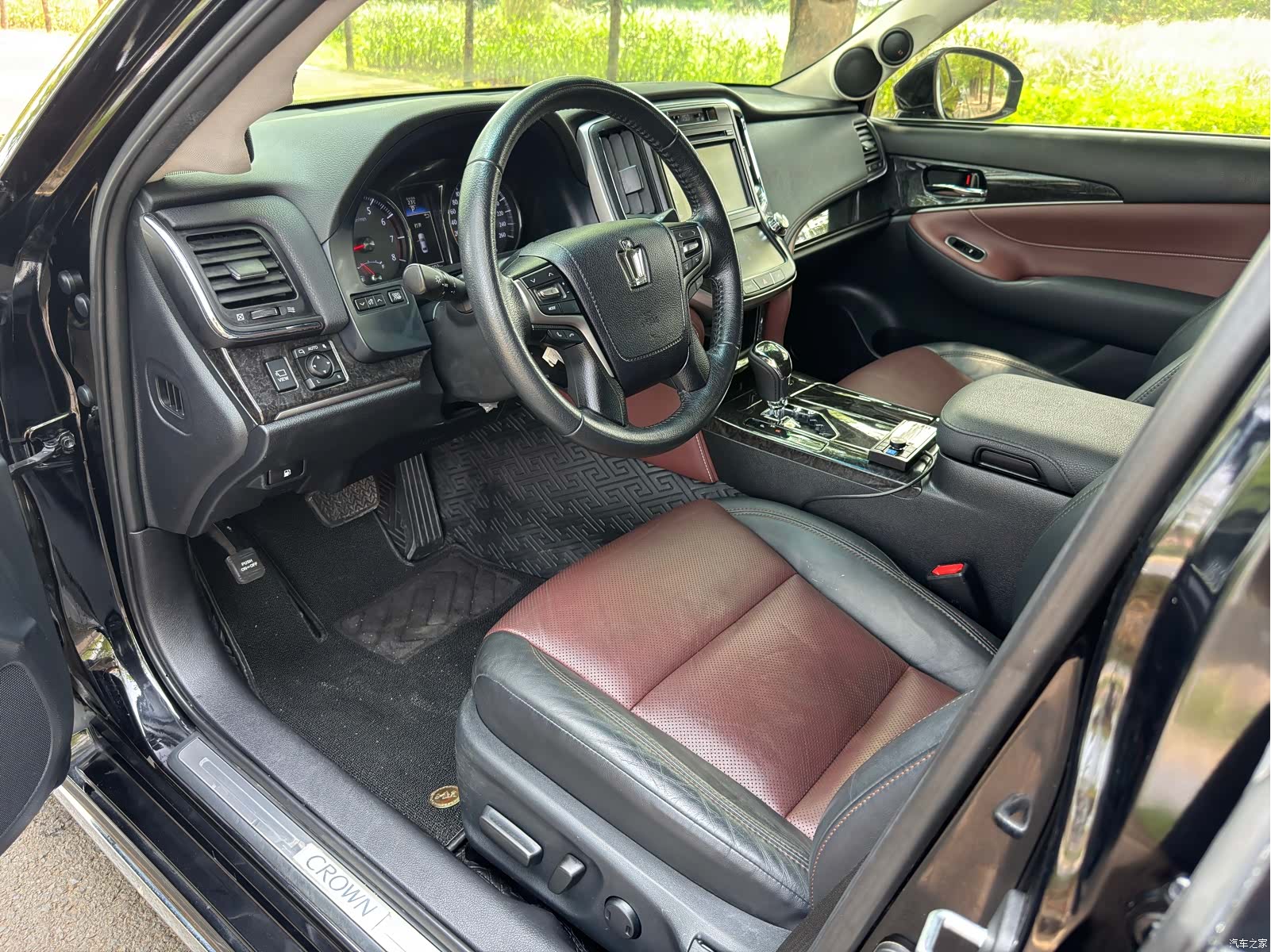 Toyota Crown, 2018 6