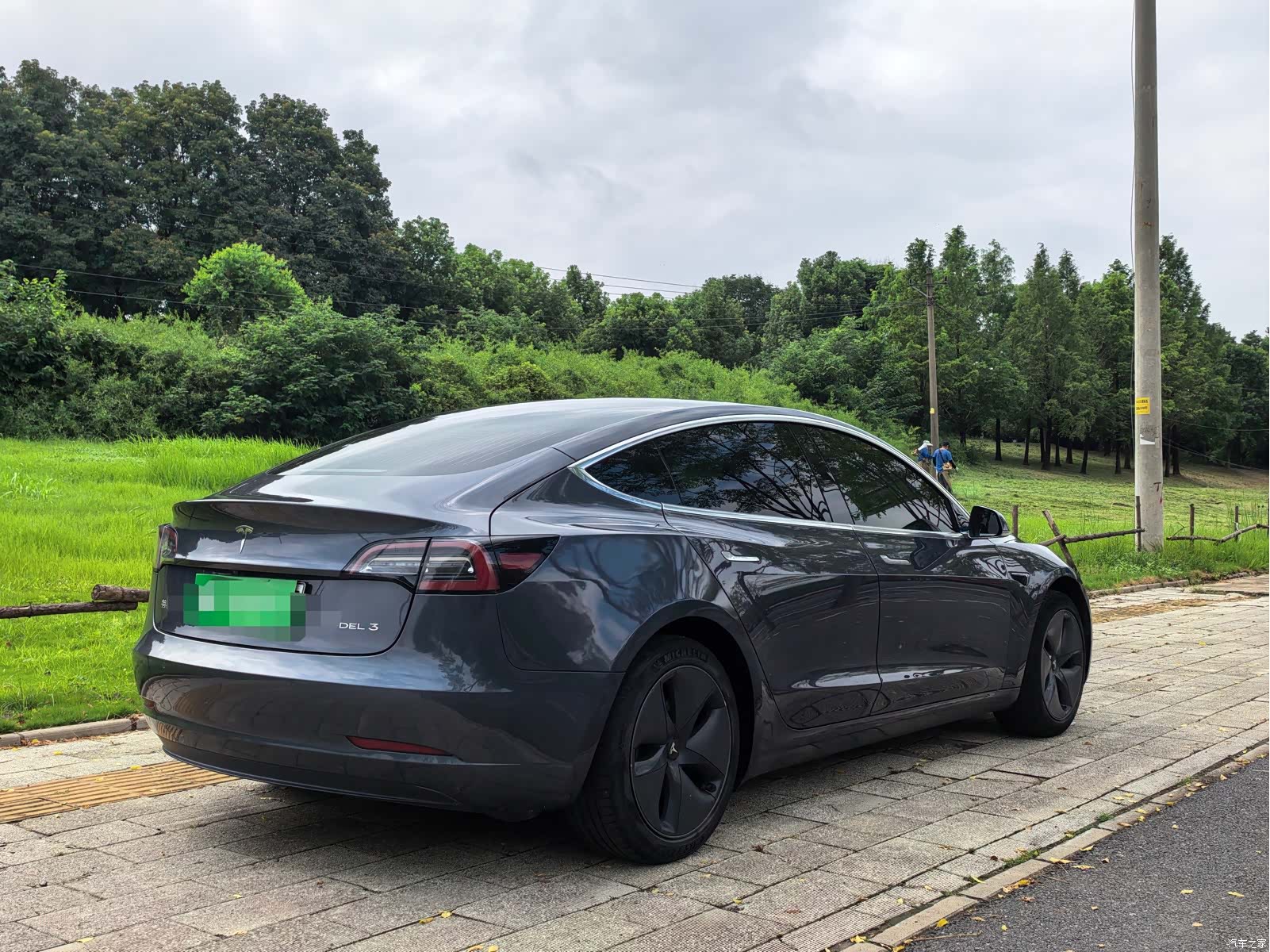 Tesla Model 3, 2020 10