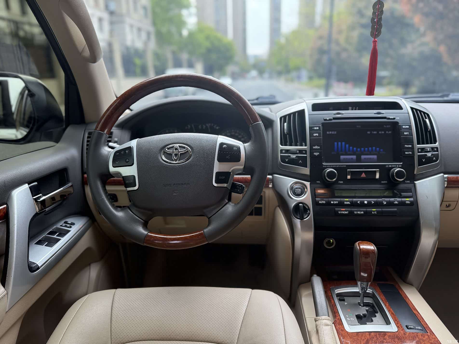 Toyota Land Cruiser, 2016 12