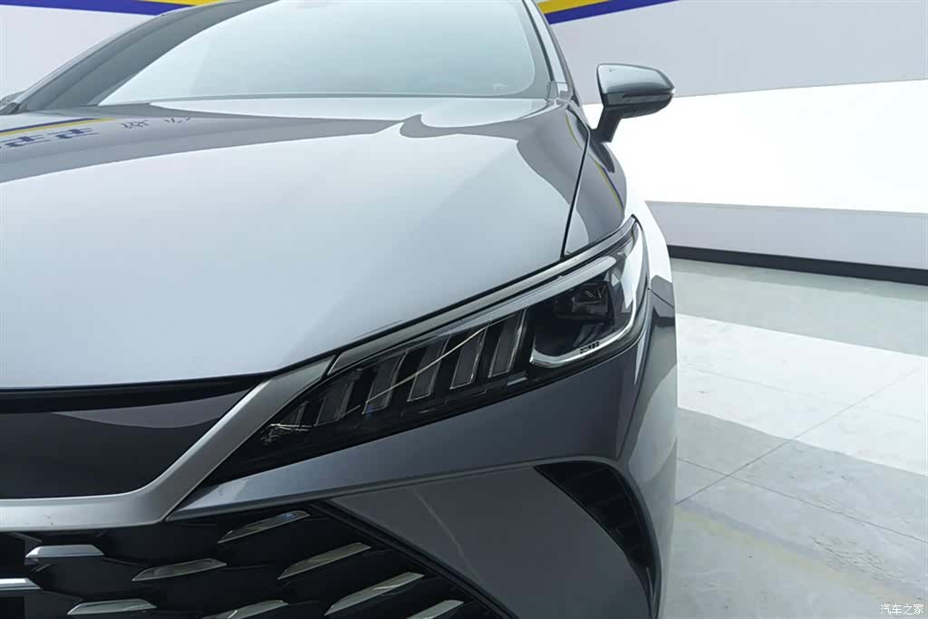 BYD Qin, 2025 все фото