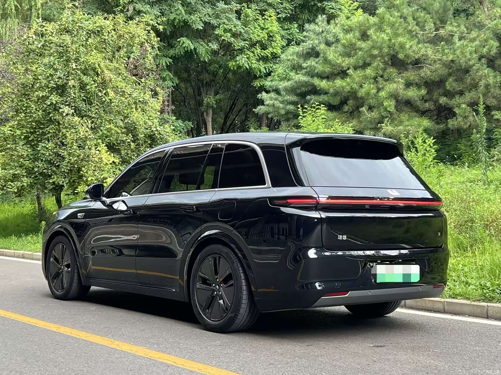 Li Auto L8, 2025 4