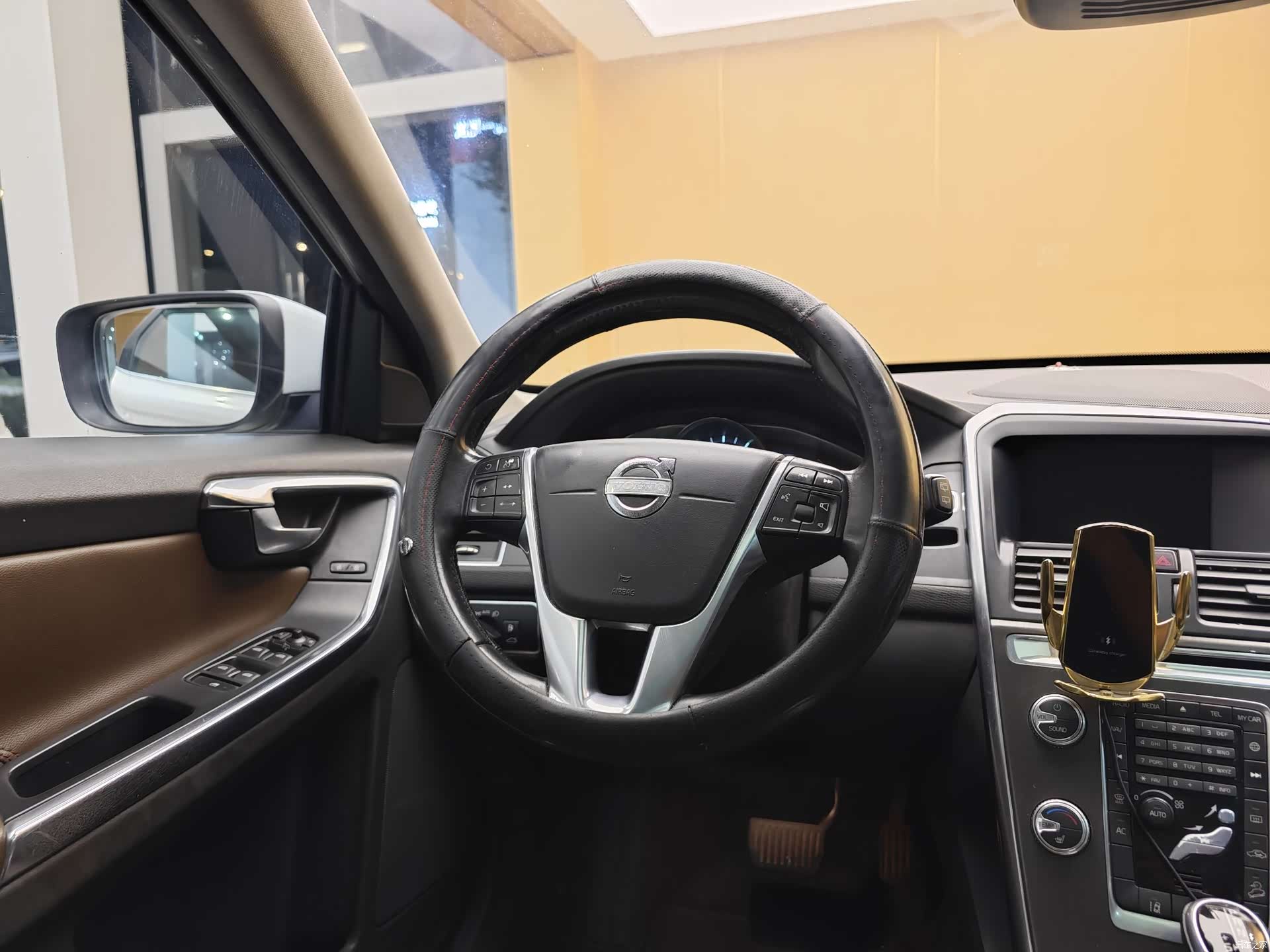 Volvo XC60, 2014 14