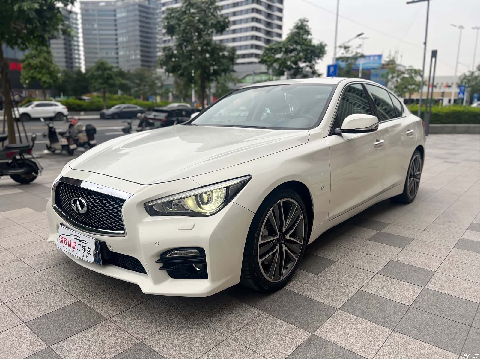 Infiniti Q50
