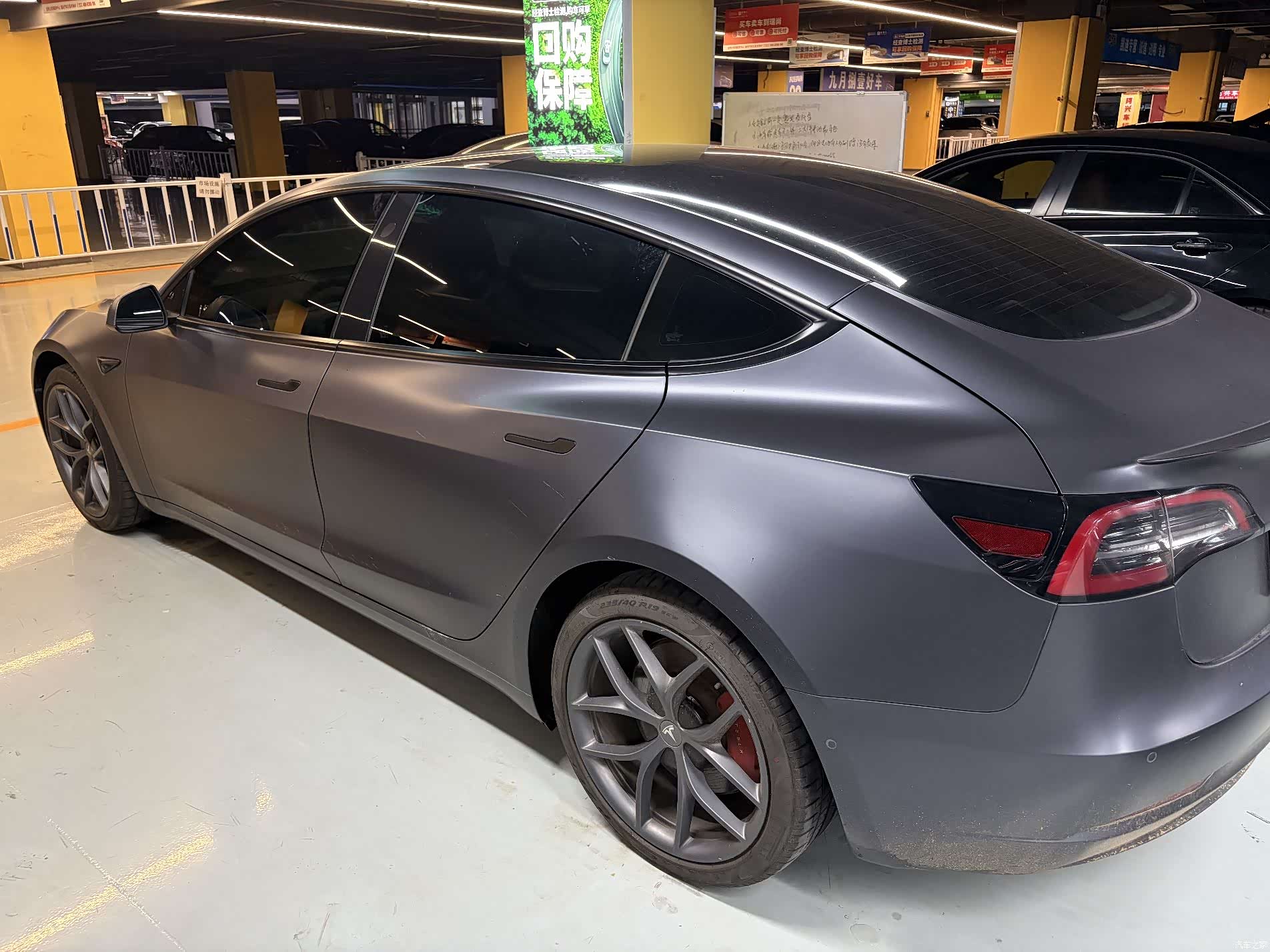 Tesla Model 3, 2022 все фото