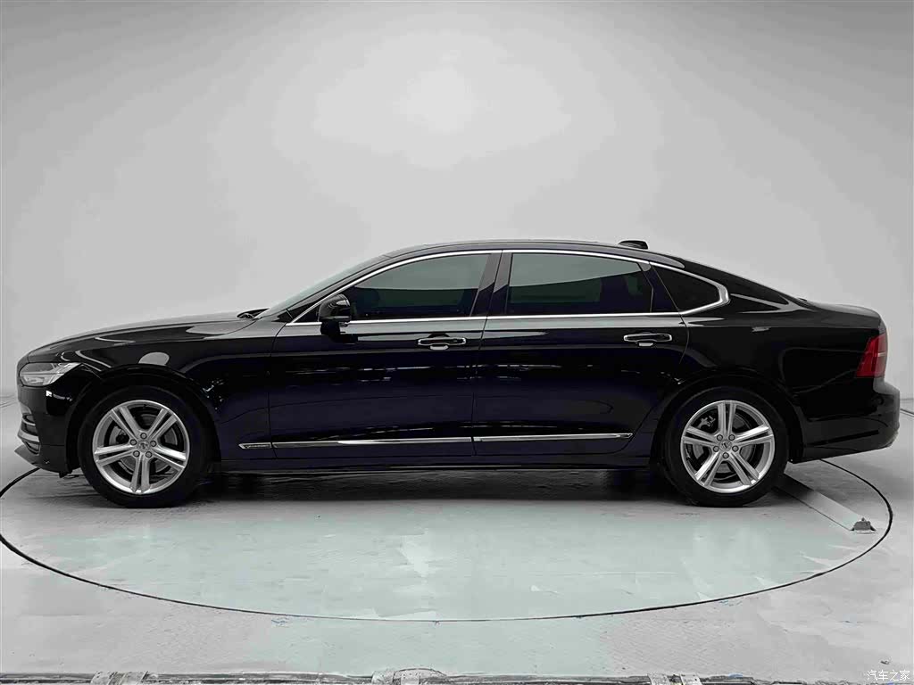 Volvo S90, 2018 19