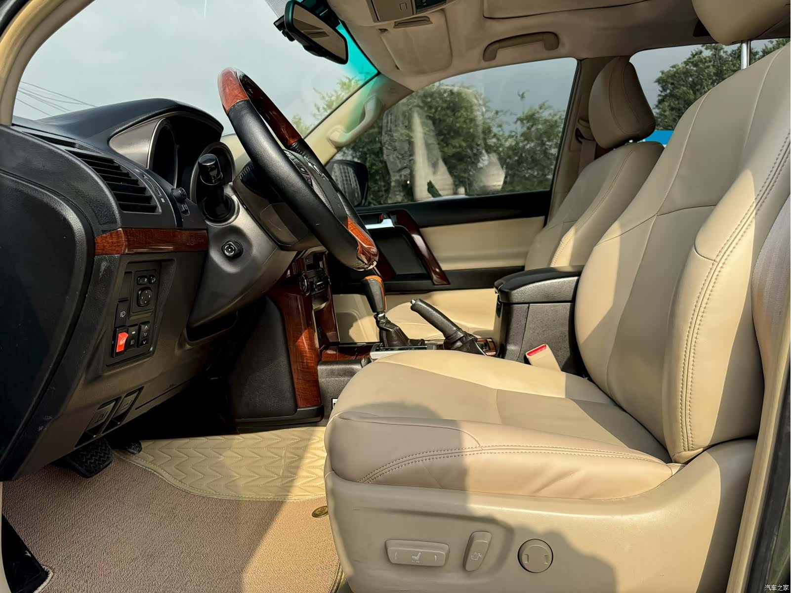 Toyota Prado, 2010 4
