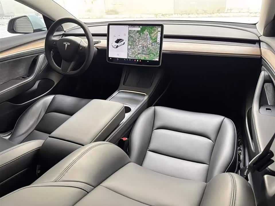 Tesla Model 3 Tesla Model 3