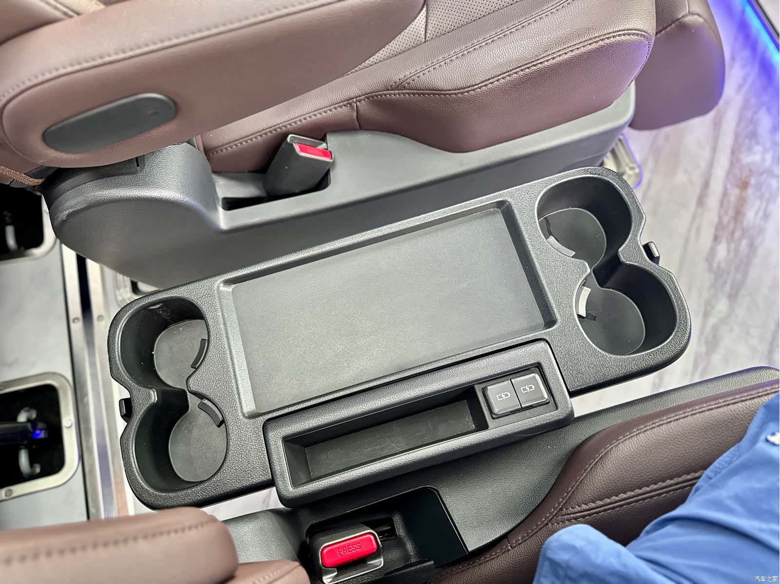 Toyota Sienna, 2023 47