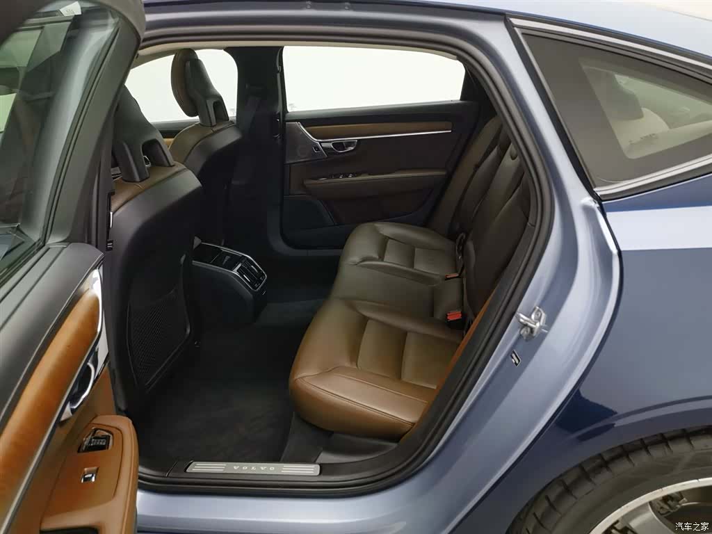 Volvo S90, 2018 15