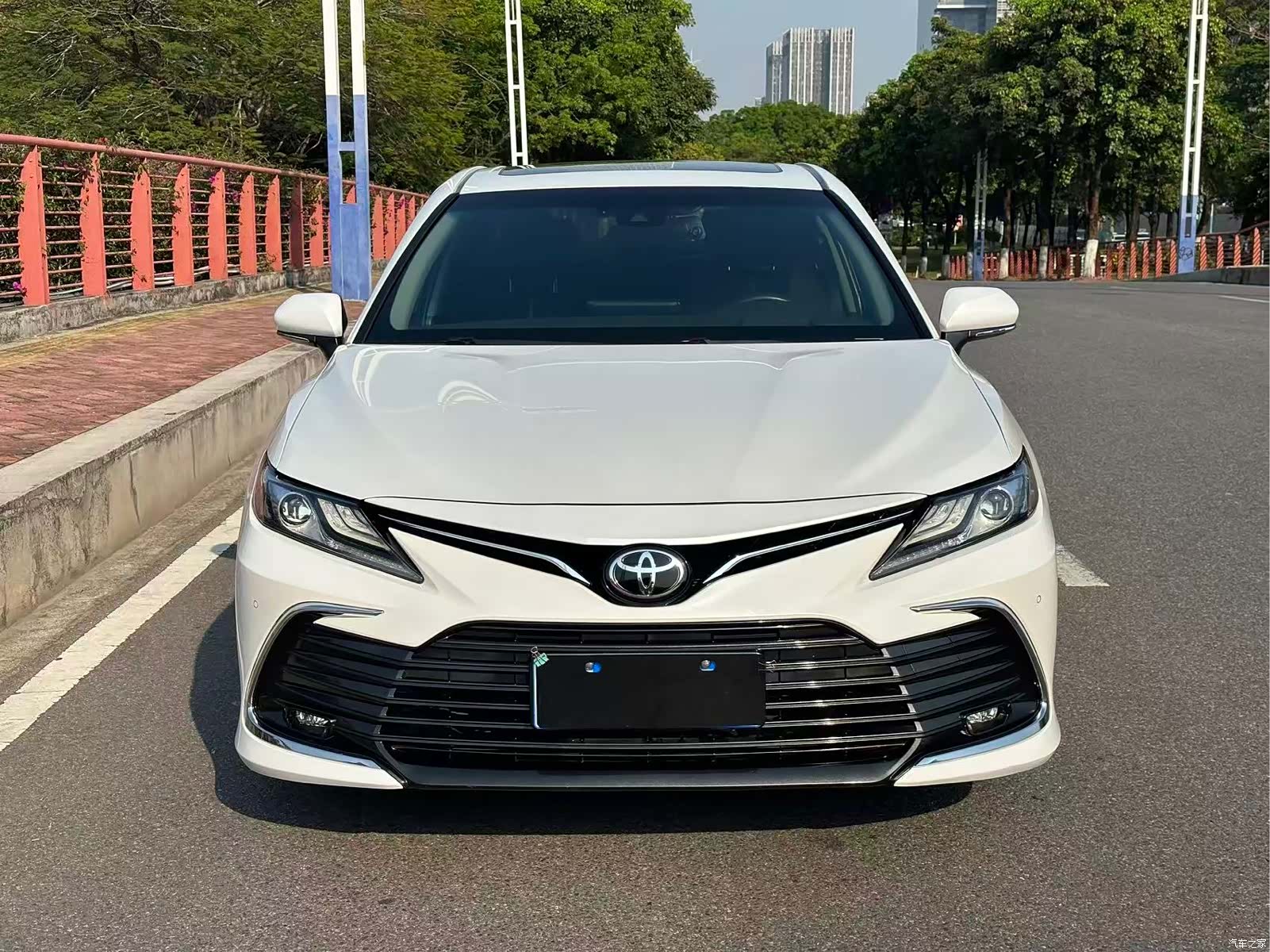 Toyota Camry, 2022 2