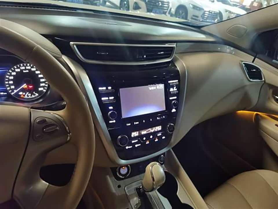 Nissan Loulan Nissan Loulan