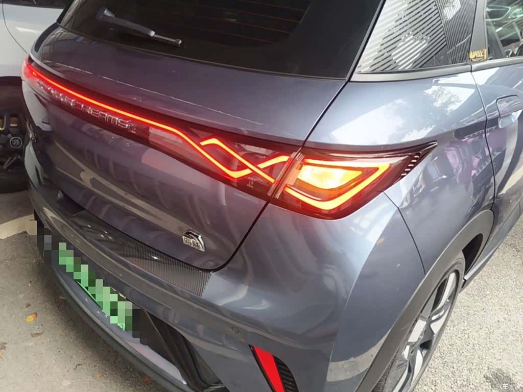 BYD Dolphin, 2023 8