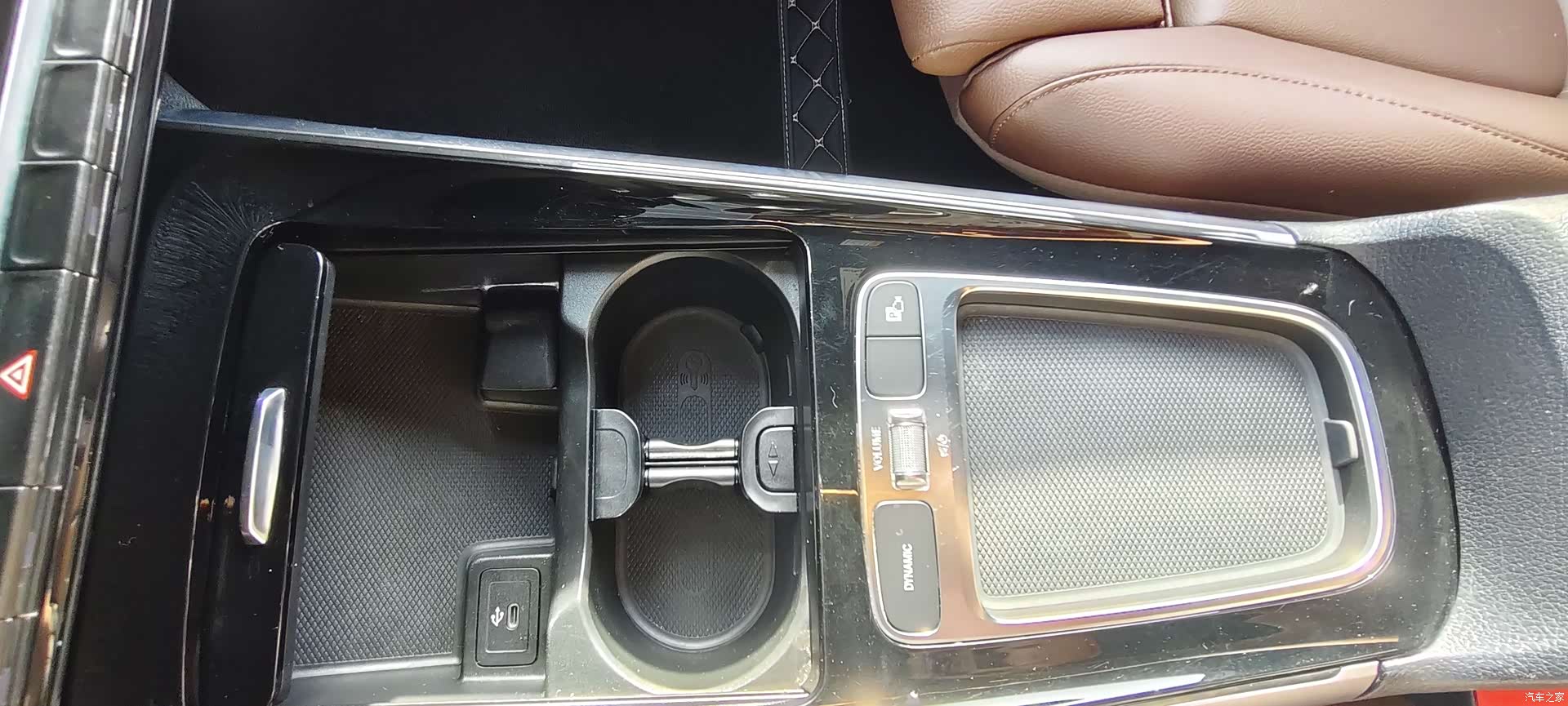 Mercedes-Benz GLB, 2024 22
