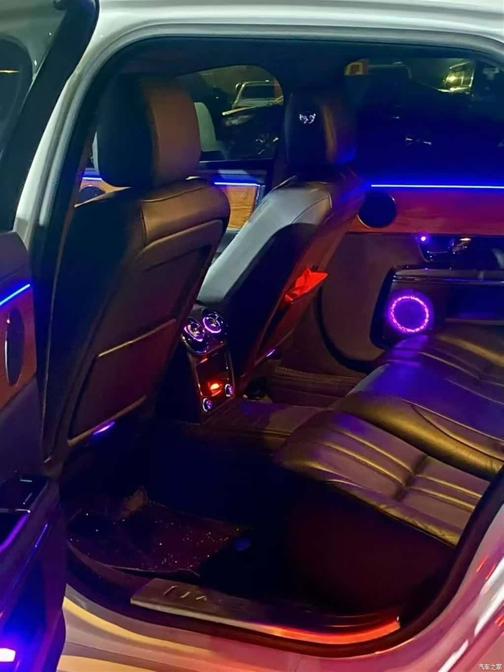 Jaguar XJ, 2013 6