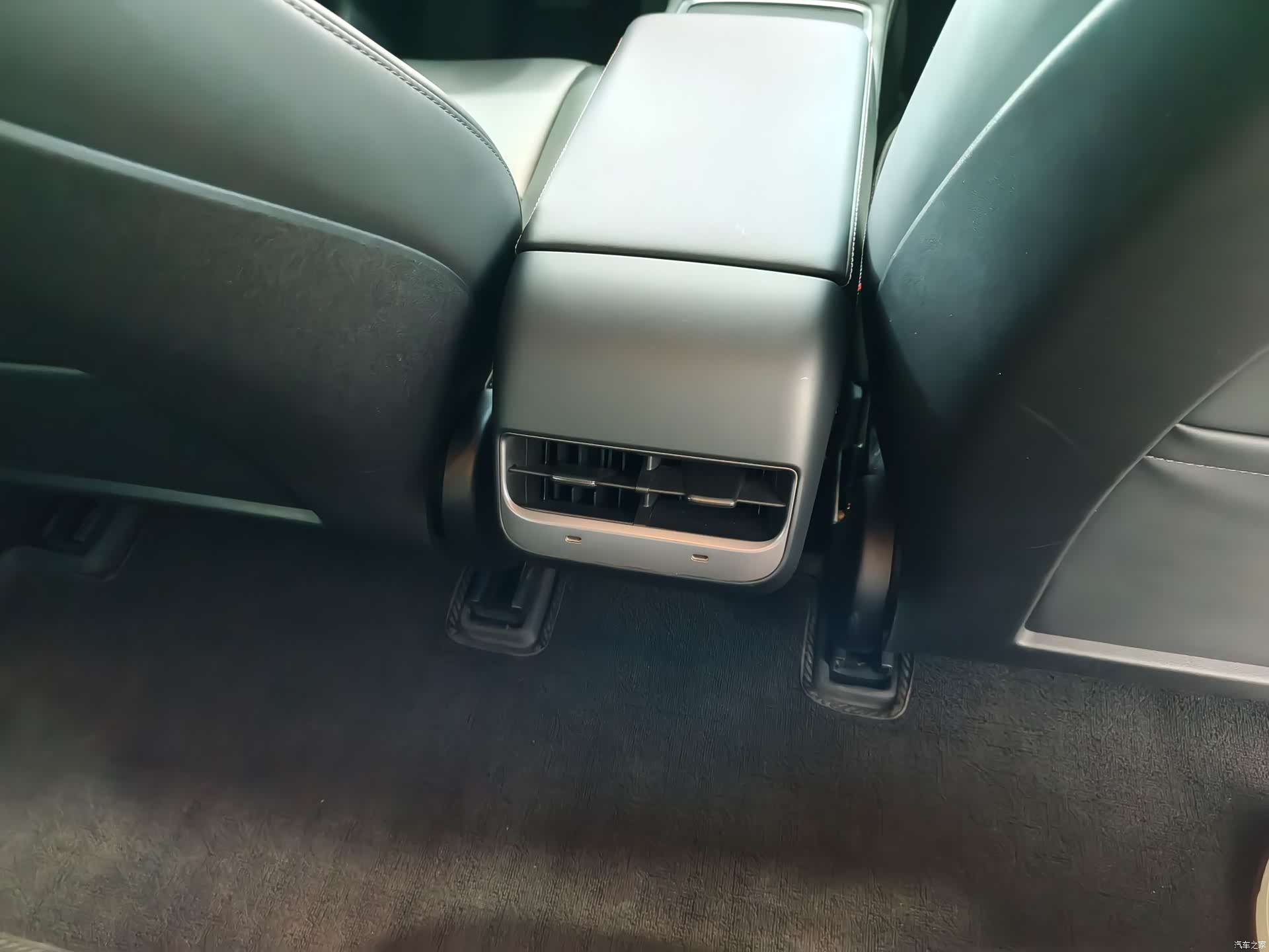 Tesla Model 3, 2023 6