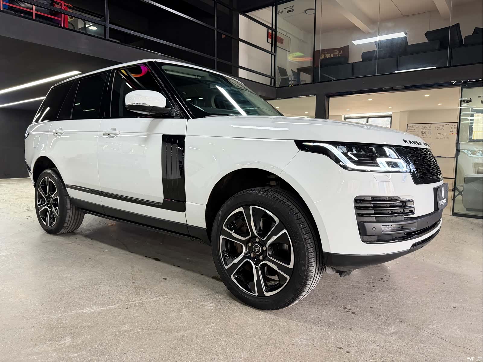 Land Rover Range Rover, 2013 3