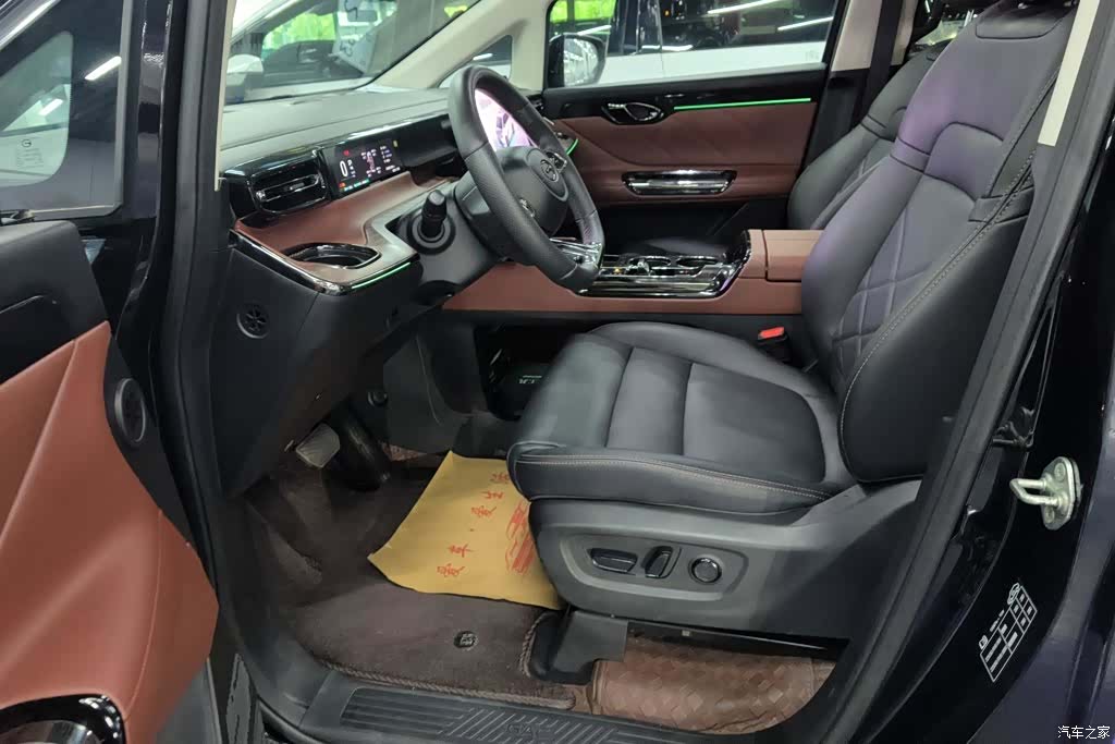 Trumpchi E8, 2024 8