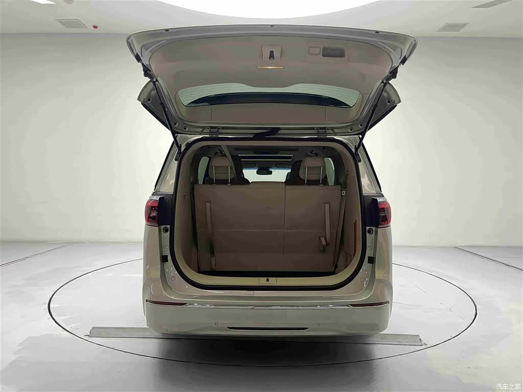 Buick GL8, 2022 10