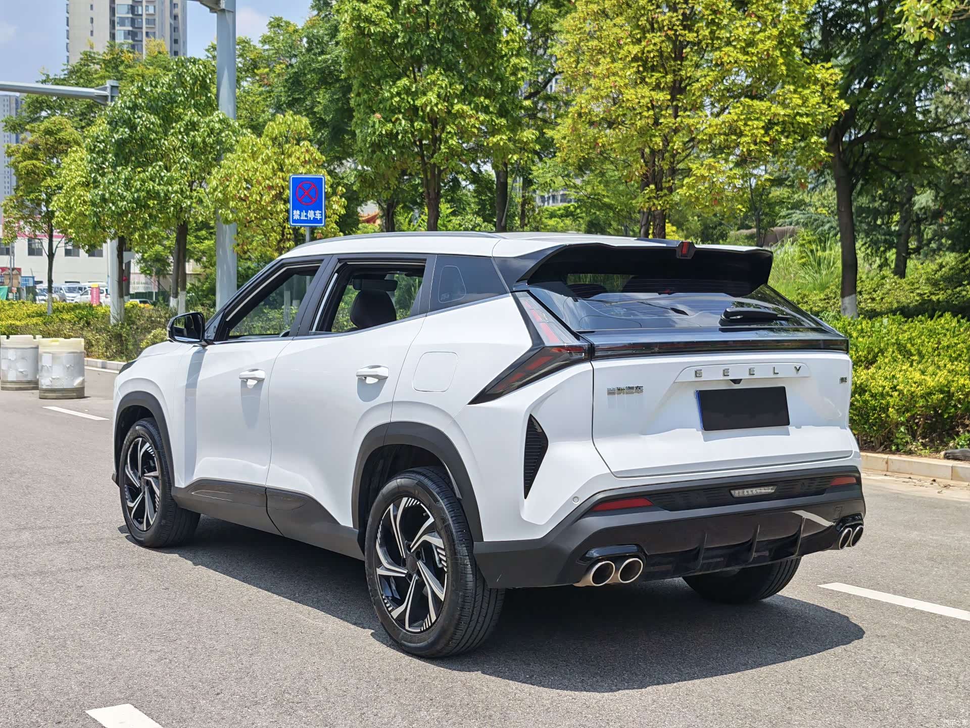 Geely Boyue, 2024 18