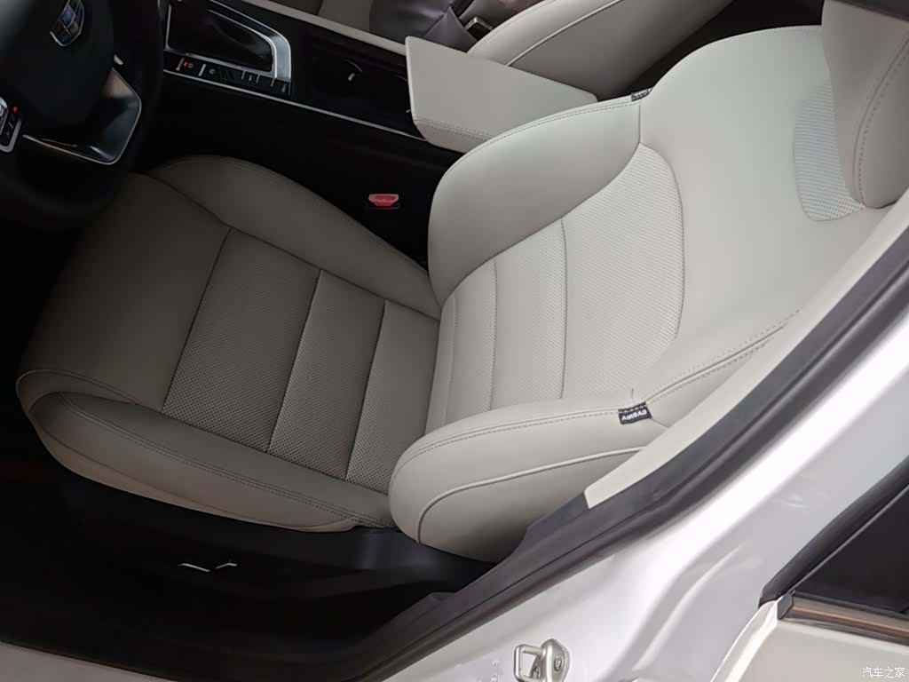 Geely Binray, 2018 15