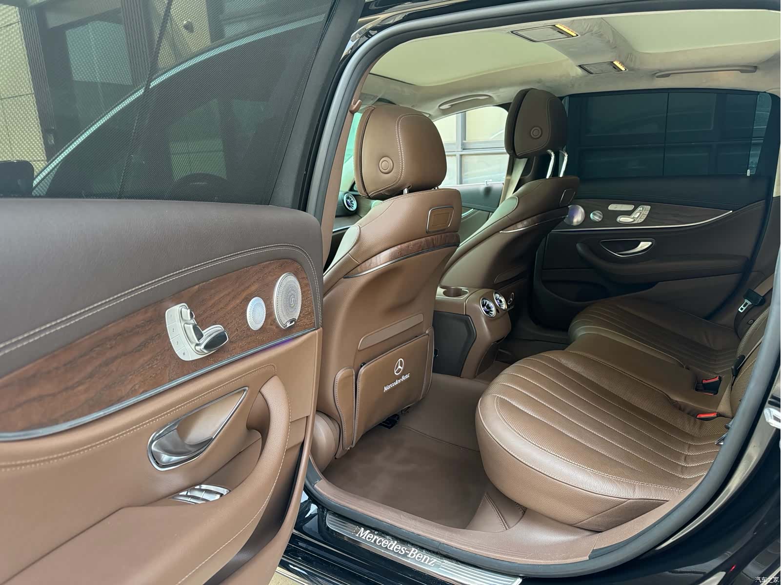 Mercedes-Benz E-Class, 2020 6