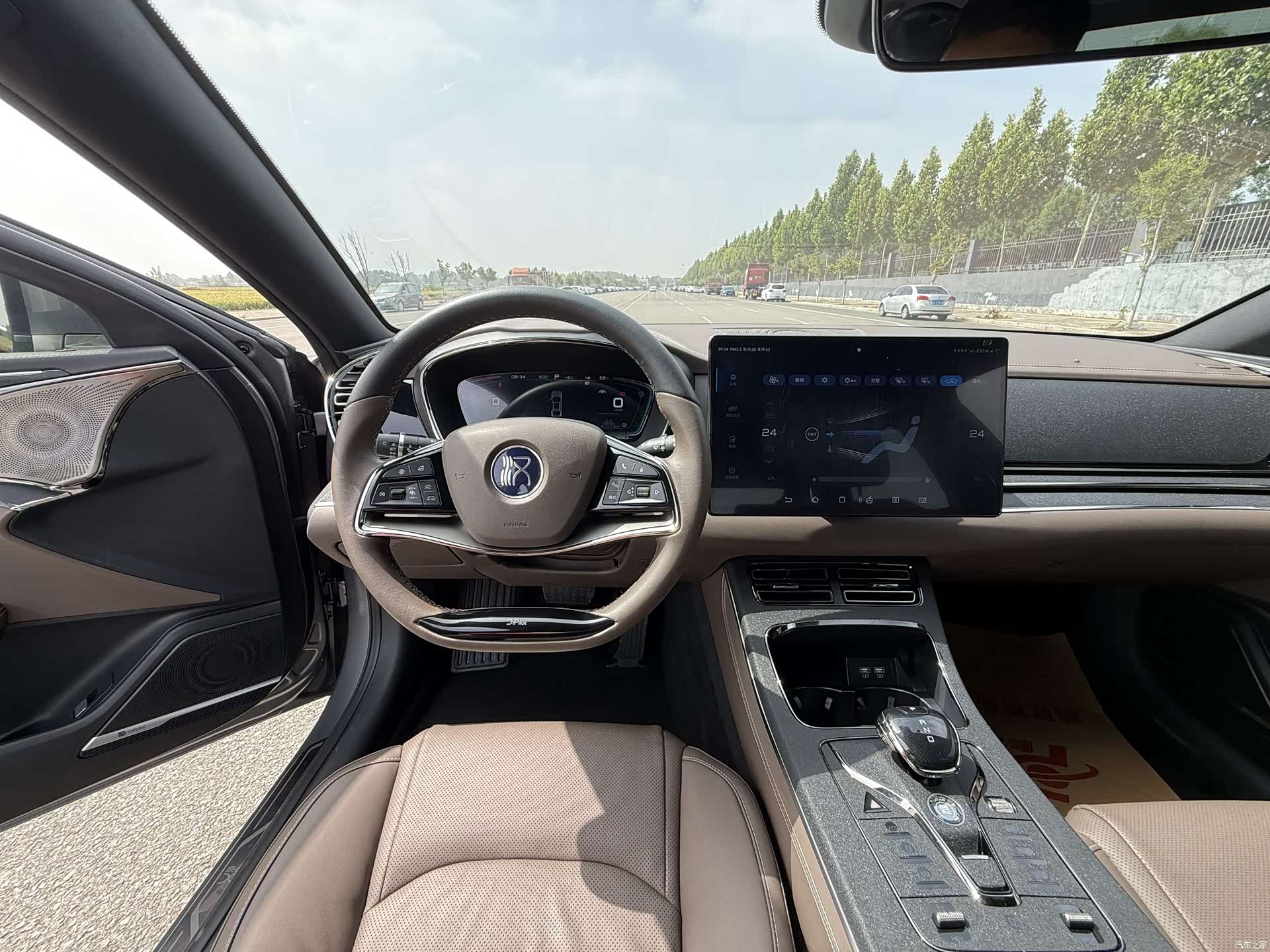 BYD Han, 2022 11
