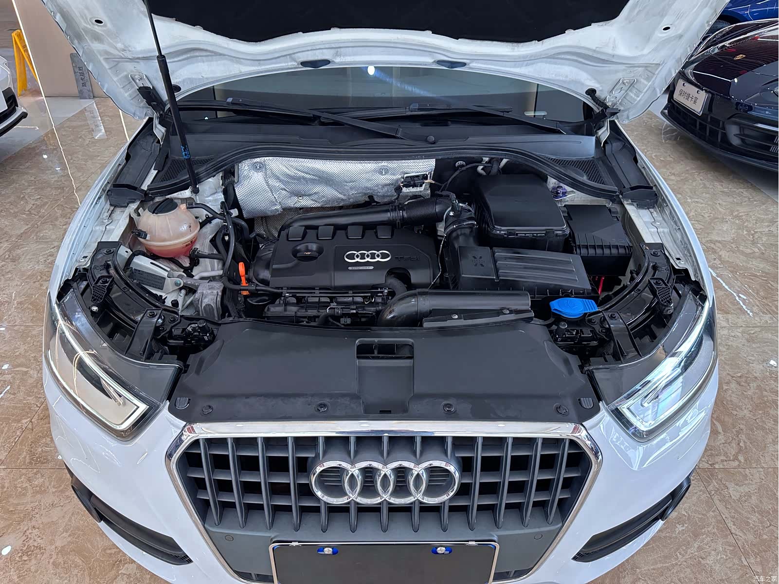 Audi Q3, 2015 16