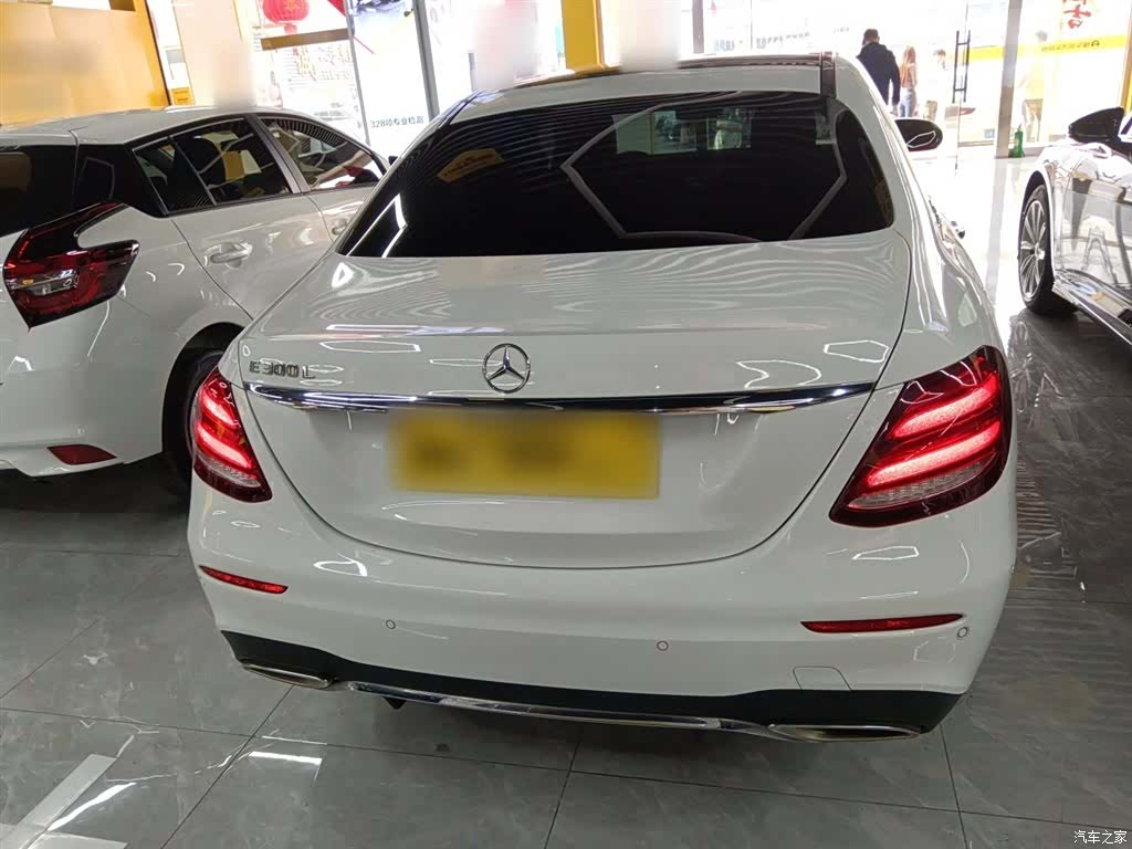 Mercedes-Benz E-Class, 2019 4