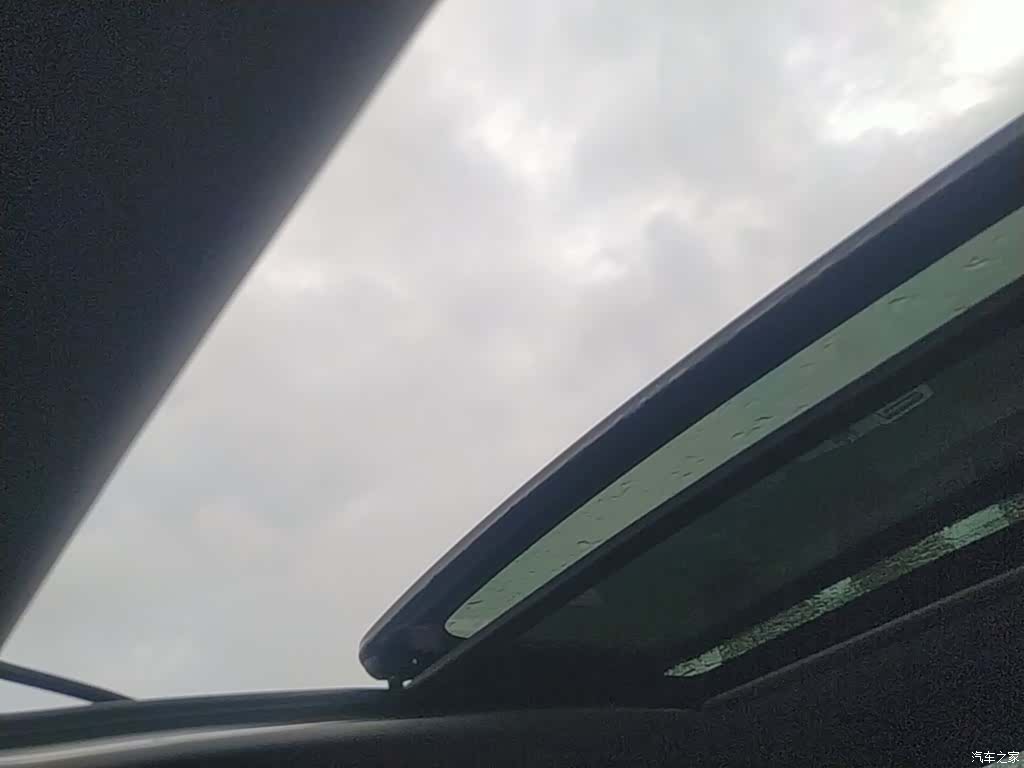 Geely Preface, 2022 18