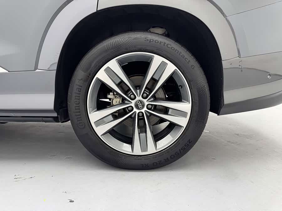 Audi Q6 2023, фото 7
