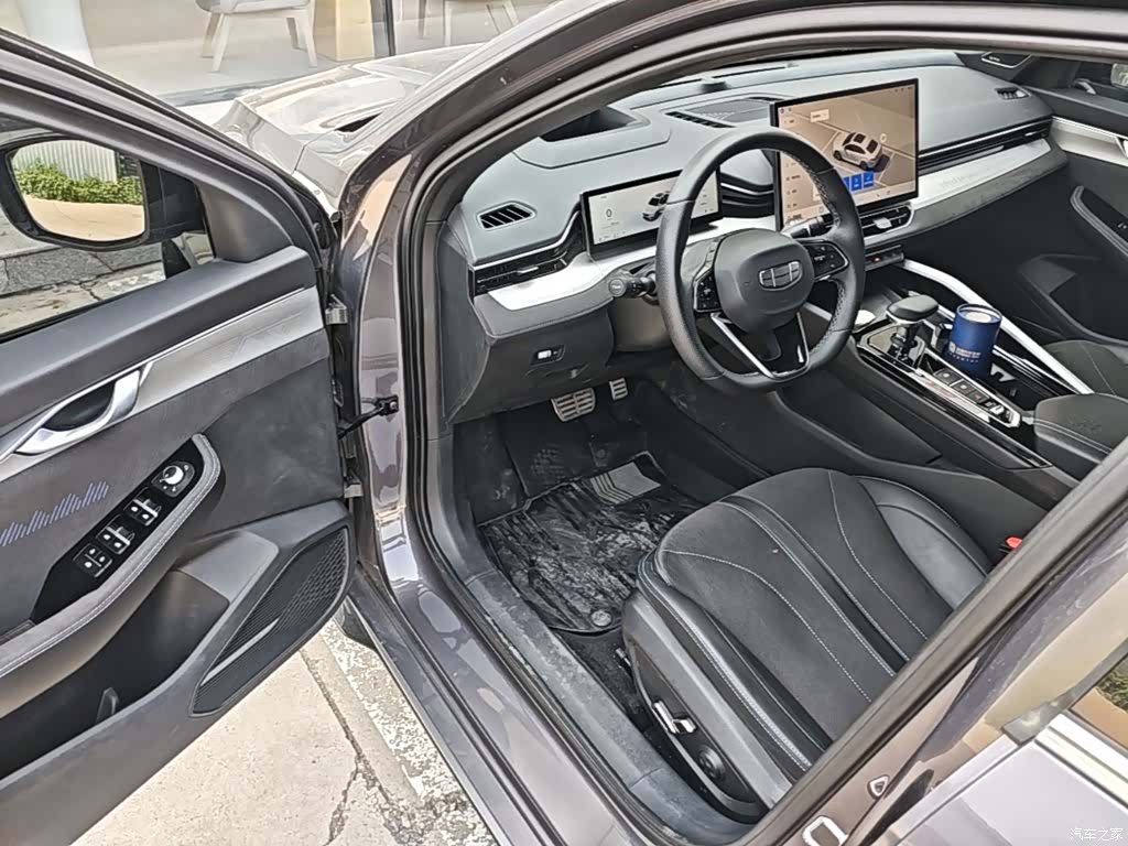 Geely Preface, 2024 16