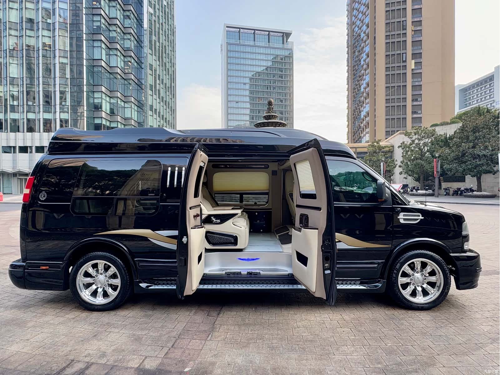 GMC G660S, 2017 8
