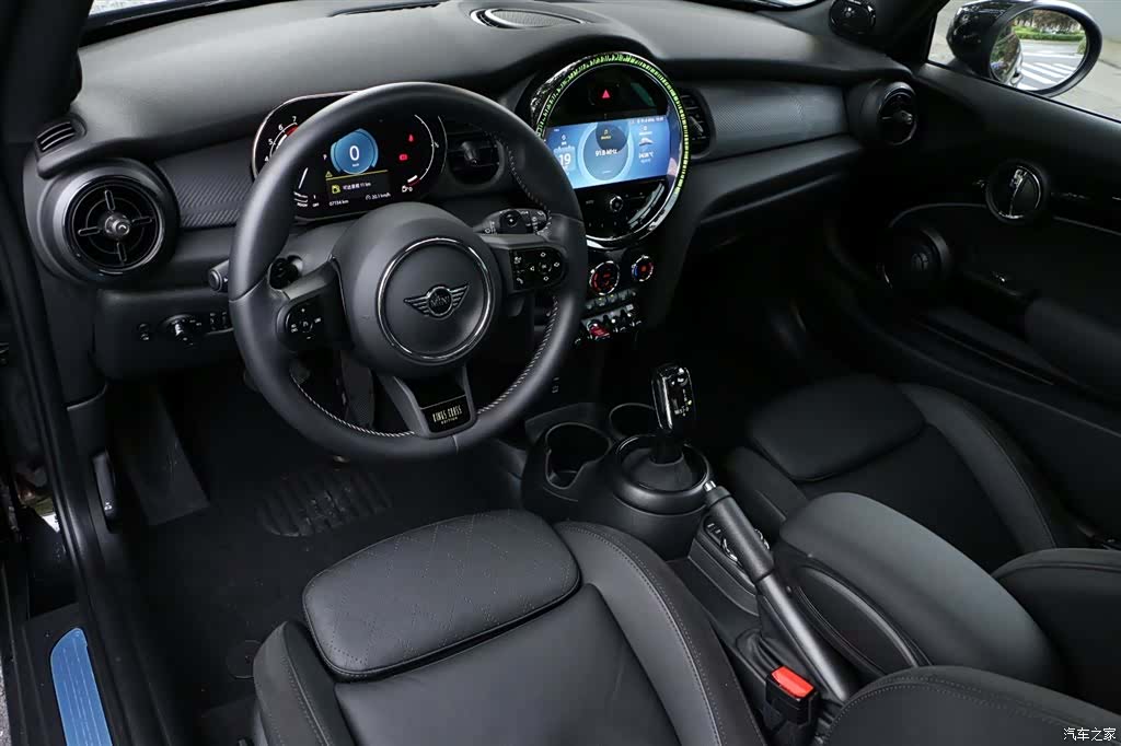 Mini Cooper, 2024 18