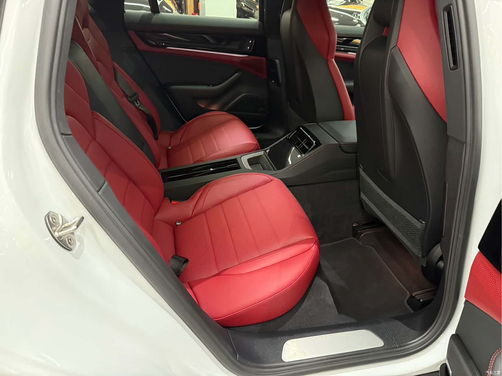 Porsche Panamera, 2024 12