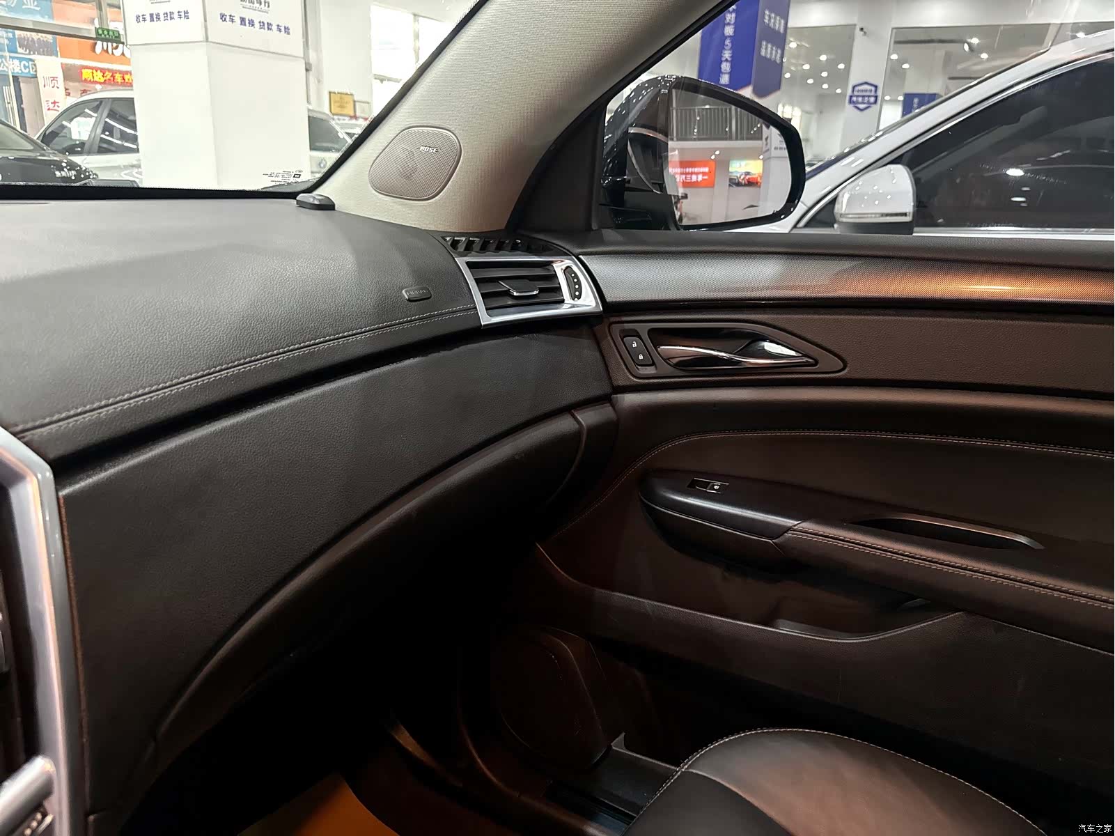 Cadillac SRX, 2014 13