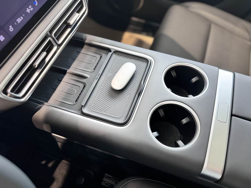 Li Auto Ideal L6