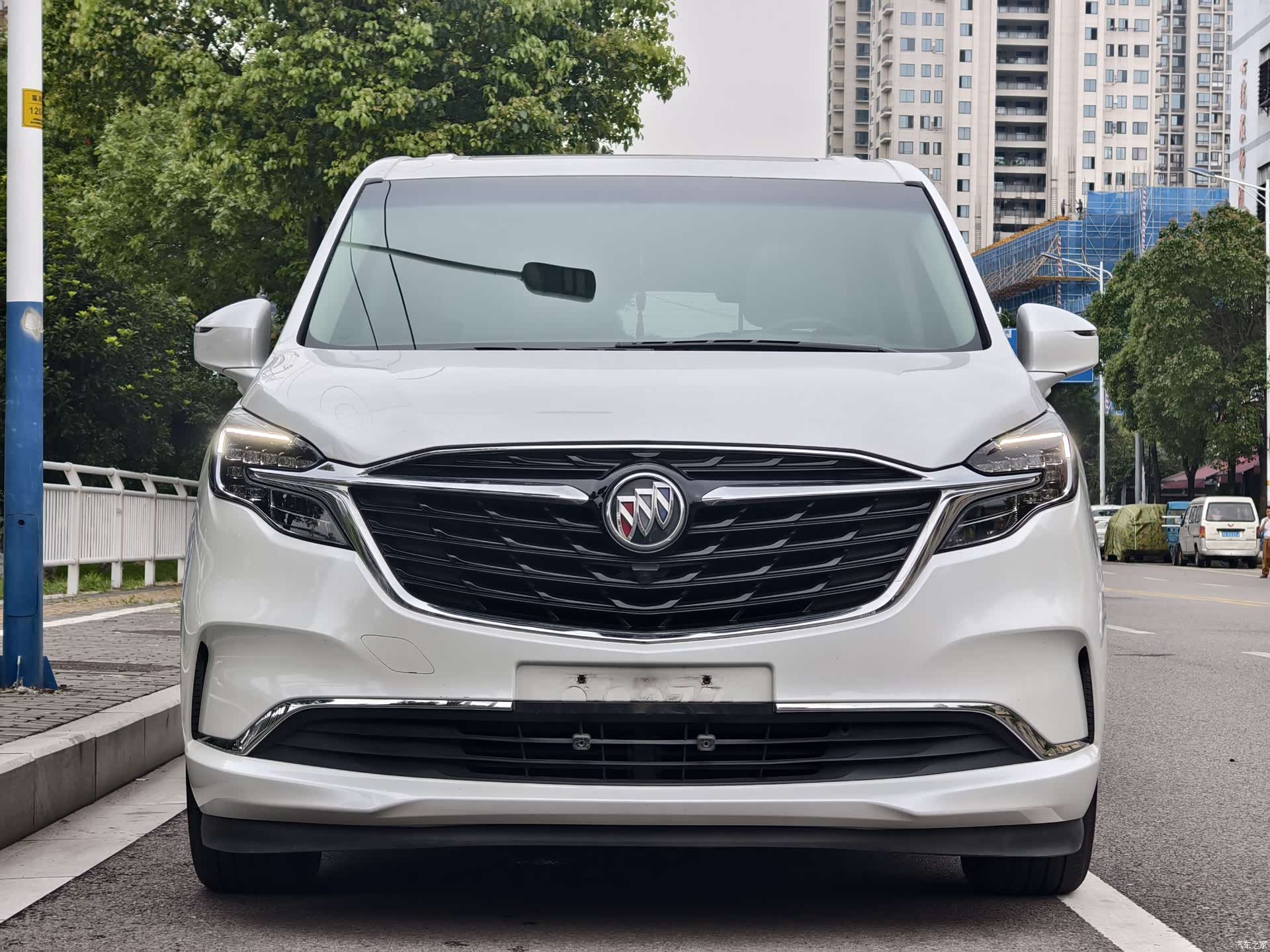 Buick GL8, 2022 2