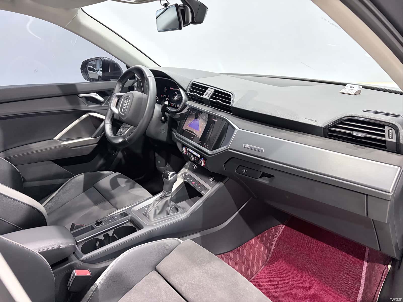 Audi Q3, 2023 9
