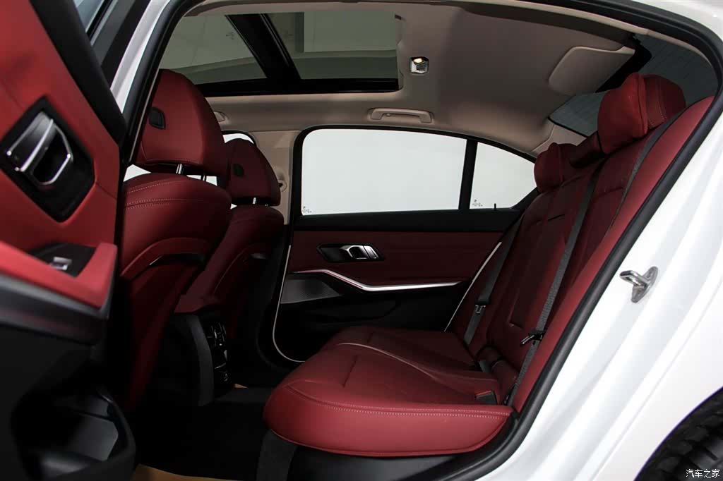 BMW 3 Series, 2025 20