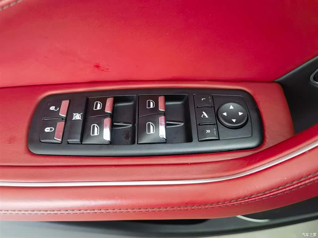 Maserati Levante, 2018 23