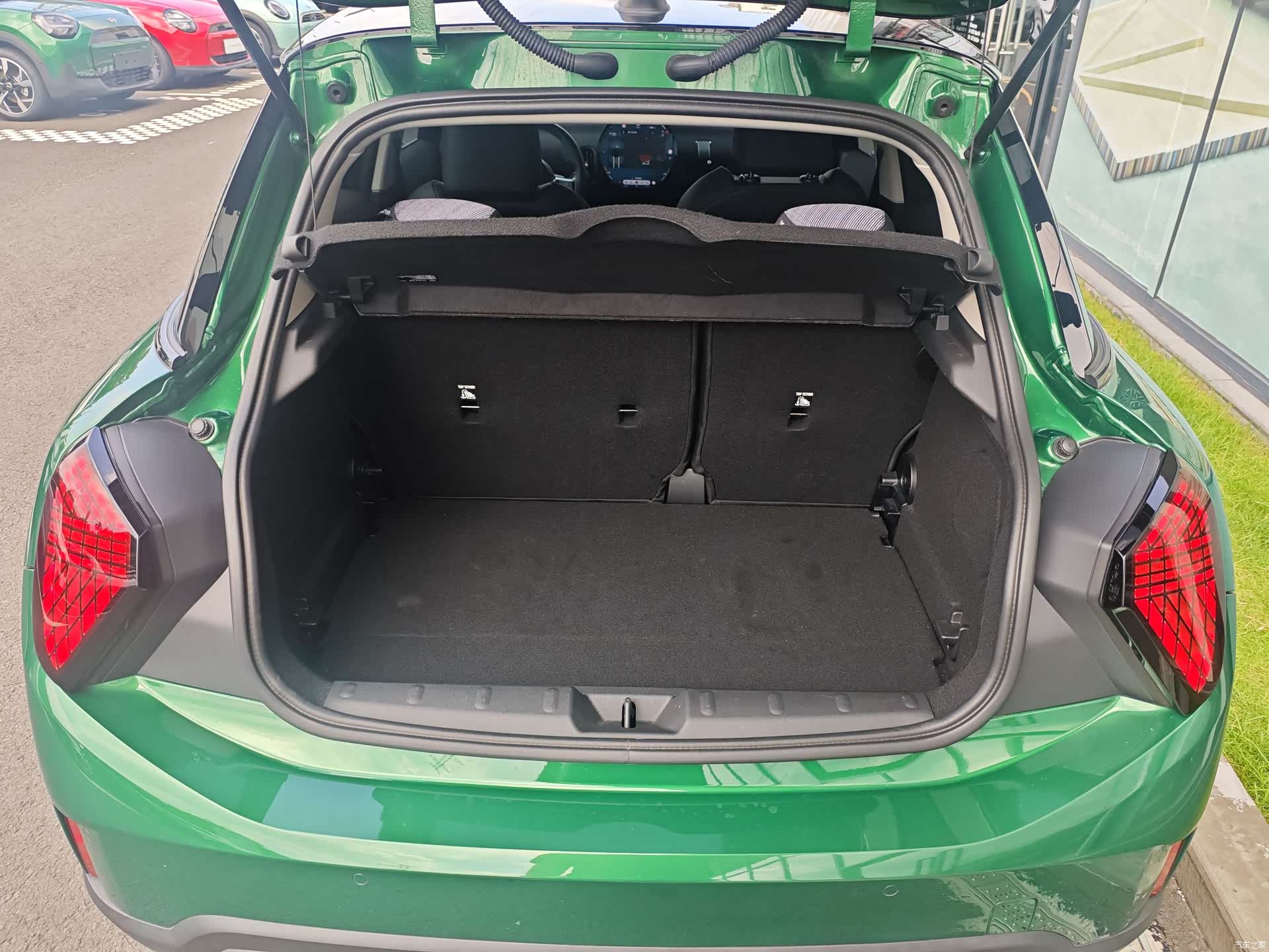 Mini Cooper, 2024 9