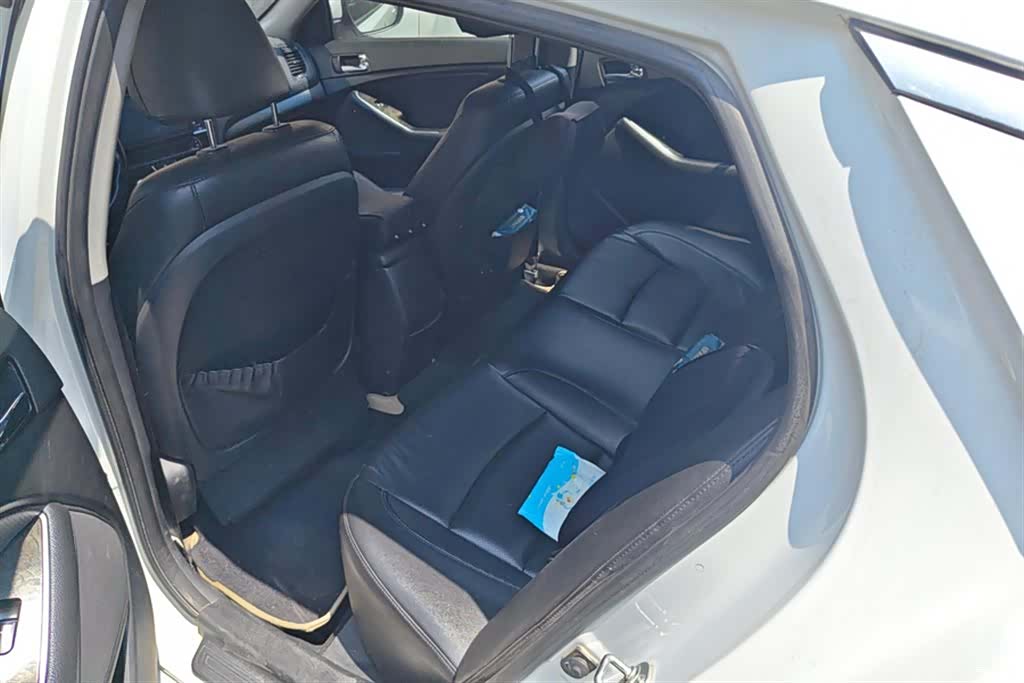 Kia K5, 2015 11