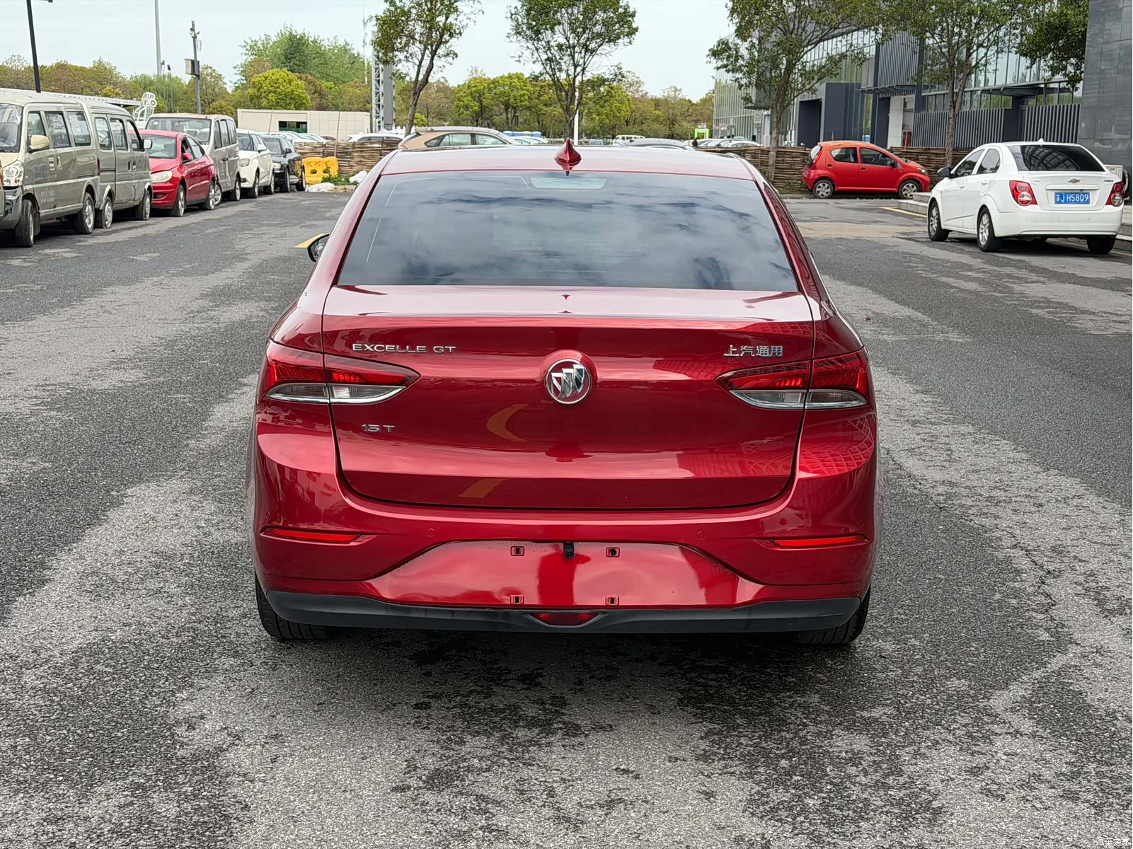 Buick V, 2018 13