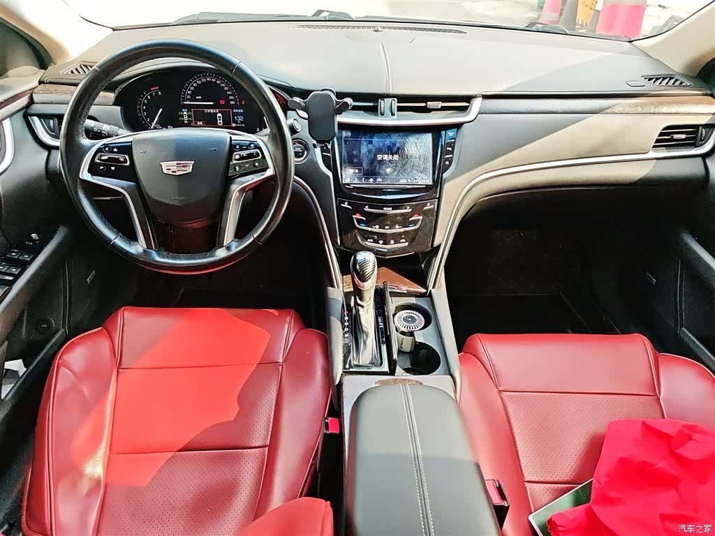 Cadillac XTS, 2019 13