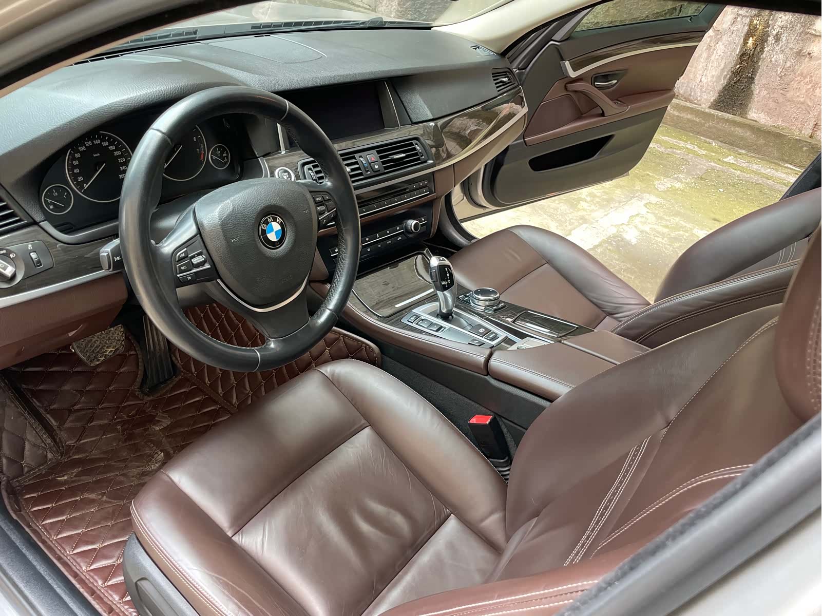 BMW 5 Series, 2014 11