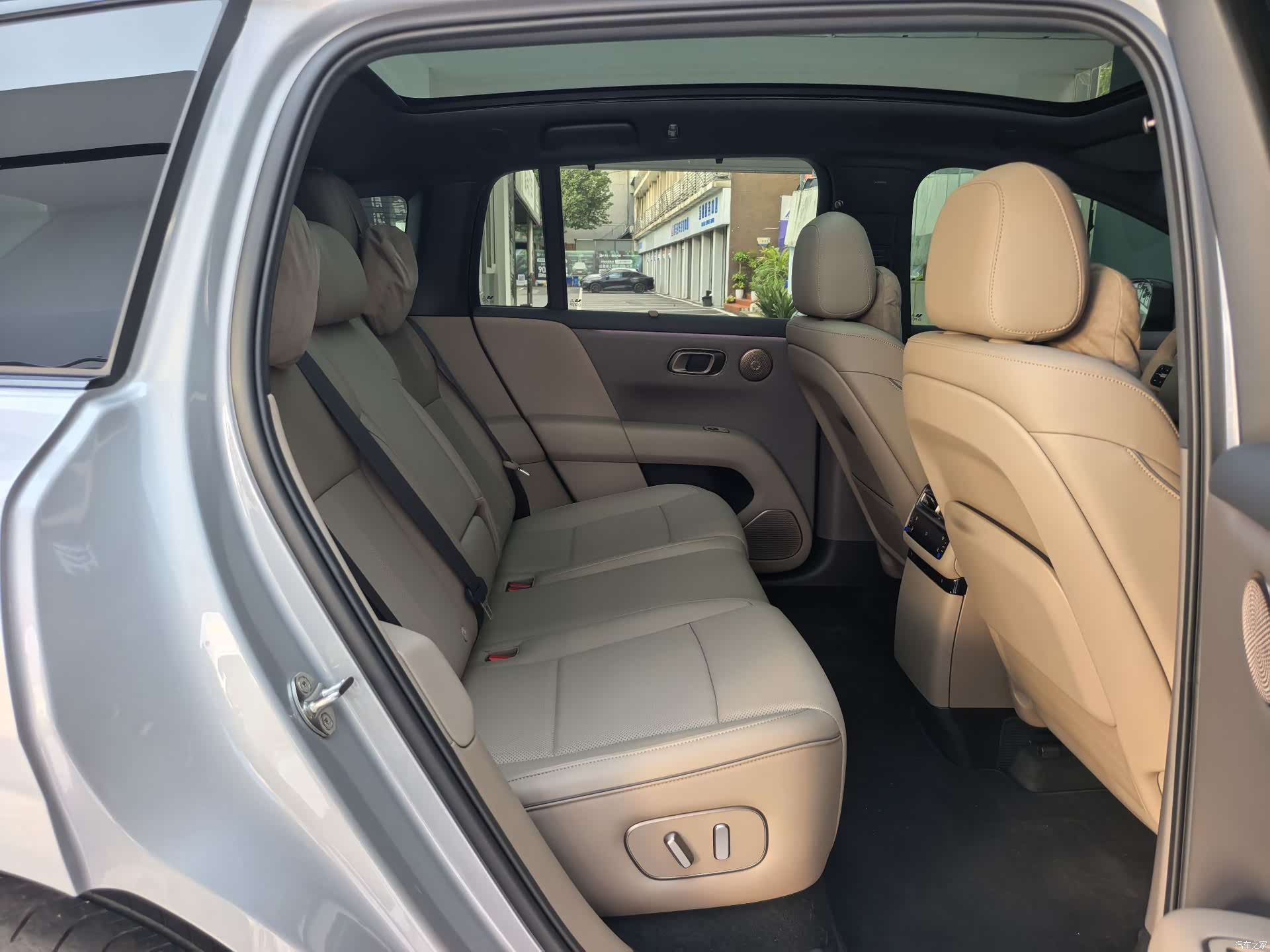 Li Auto i6, 2026 13
